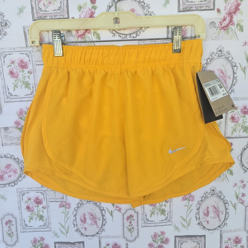 NEW Nike Women's Tempo Dri-FIT Athletic Gym Shorts Yellow Gold Size XS